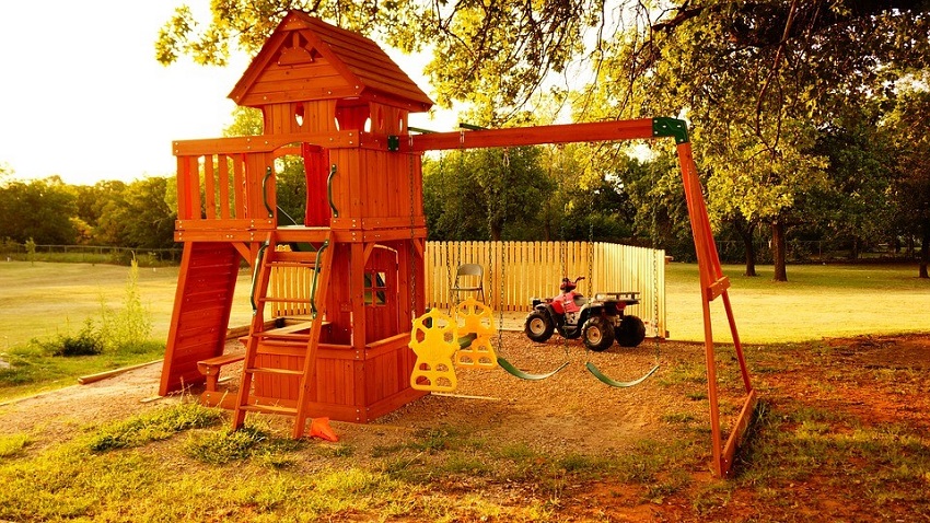Outdoor Playhouse Furniture Accessories and Amenities